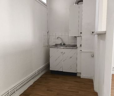 Location Appartement 1 pièce 26m² - Photo 4