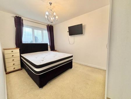 3 bedroom detached house to rent - Photo 5