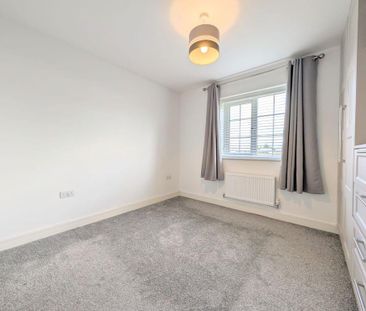 3 bedroom semi-detached house to rent - Photo 5