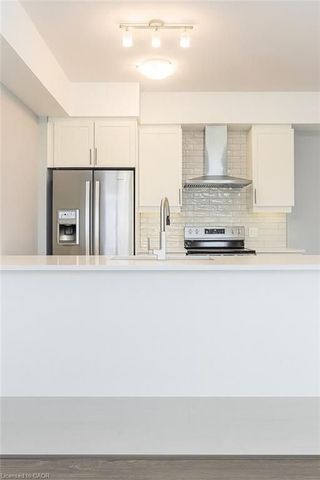 For Lease - 190 Oat Lane, Kitchener, Ontario - Photo 5