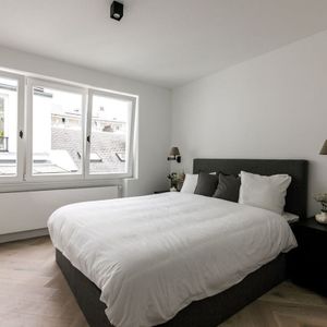 Appartement te huur in Brussel voor € 1.795 met 2 slaapkamers - Photo 2