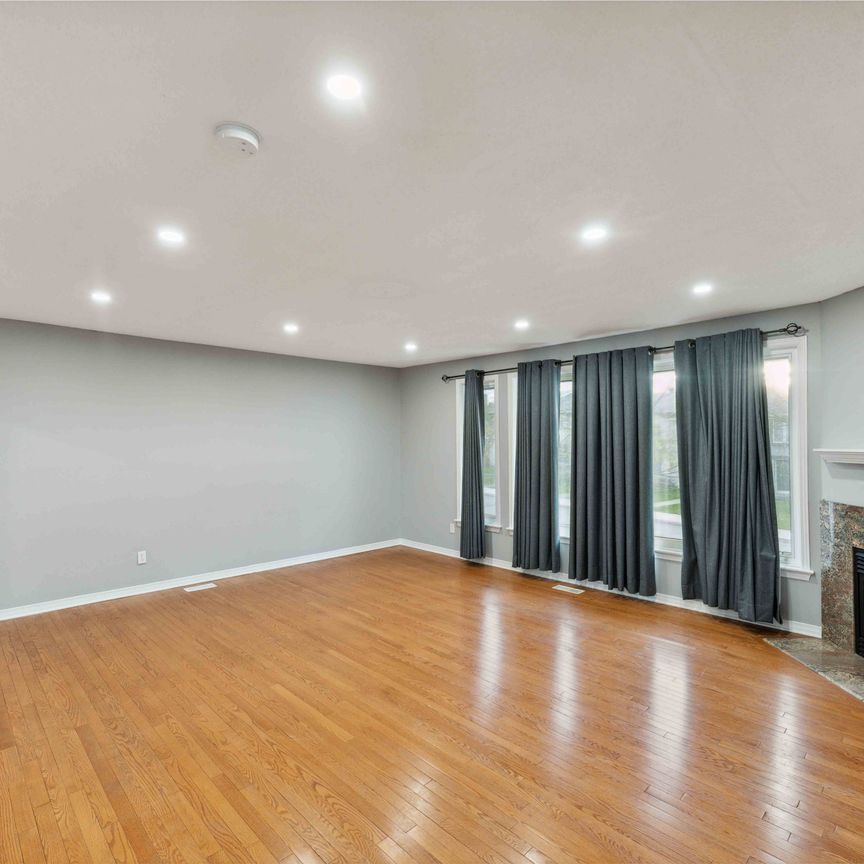 For Lease - 230 Monterey Drive, South of Baseline to Knoxdale, Ontario - Photo 1