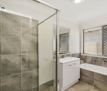 Stunning Home in Capestone Estate - Photo 5