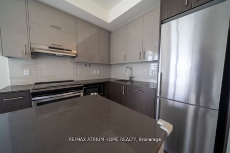 For Lease - 180 Fairview Mall Drive Unit# 1012, Toronto, Ontario - Photo 5