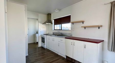 12a Lloyd Drive - Photo 4