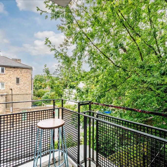 3 bedroom apartment to rent - Photo 1
