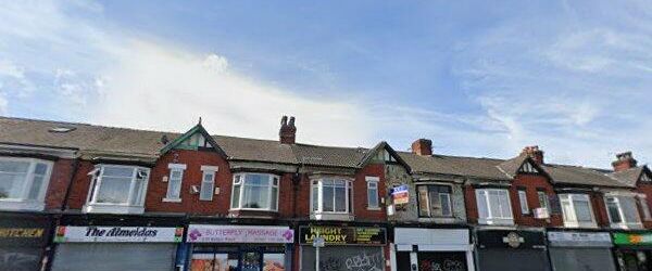 2 Bed Flat, Bolton Road, M6 - Photo 1