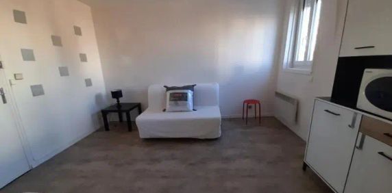 Appartement à louer 1 pièce 19.83m² - Photo 2