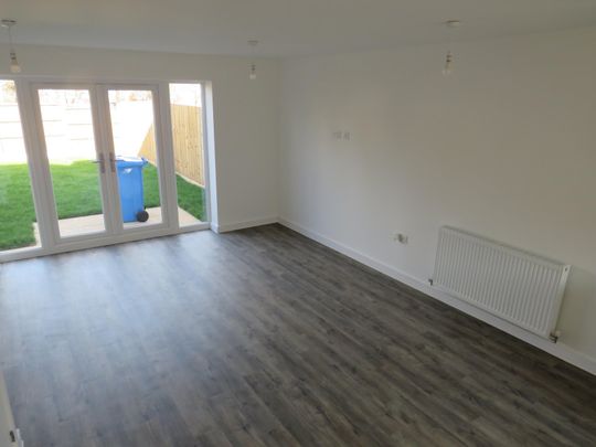 Saxelbye Avenue - Photo 1
