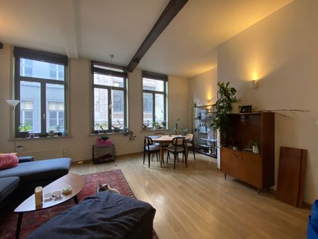 Ruim appartement (153m²) met 3 slaapkamers gelegen in het centrum van Gent. - Photo 2