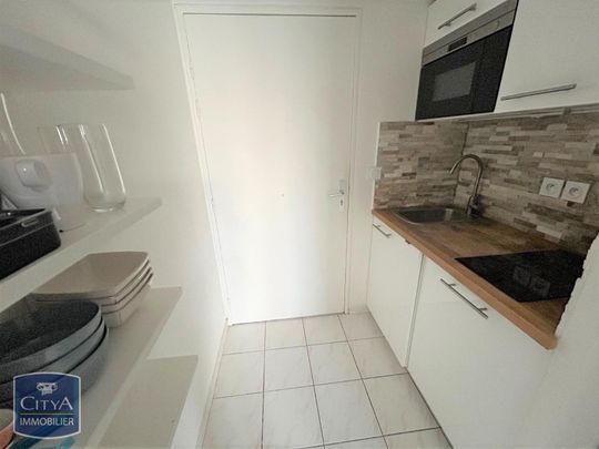 Location Appartement 1 pièce 18m² AIX EN PROVENCE 90ème - Photo 1