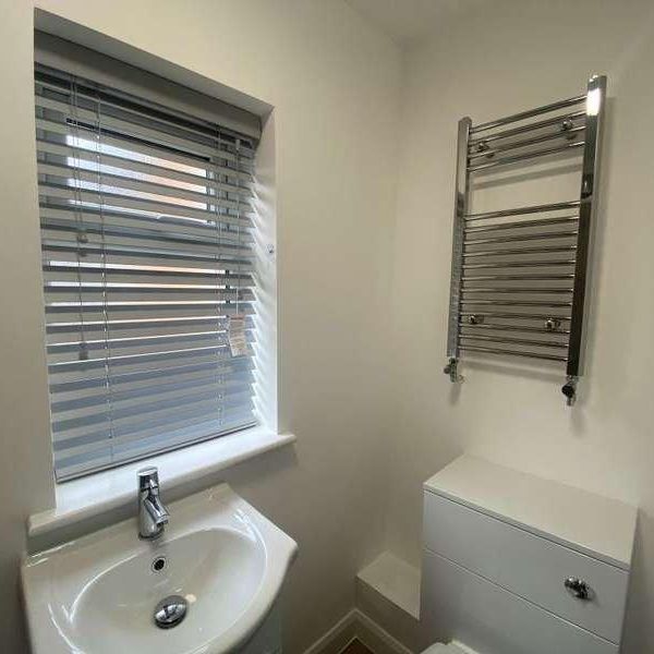 Newly Refurbished Ensuite Room With Kitchenette, PE1 - Photo 1