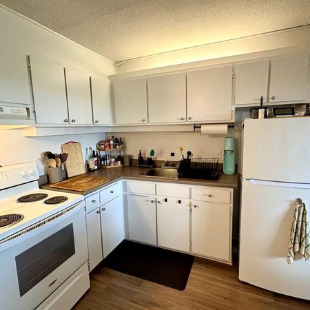 Cession de bail - 3¹/² au 17ᵉ étage à Hull - Tout inclus, vue exceptionnelle / Lease assignment - 1 bed 1 bath in Hull - All inclusive, stunning view - Photo 3