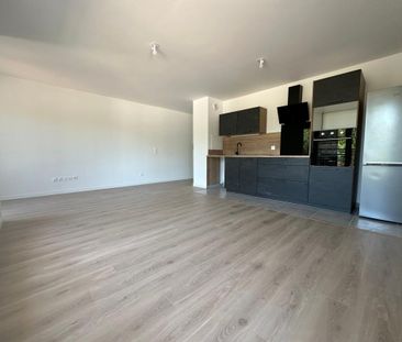 Location Appartement 2 pièces 69m² CHATENAY MALABRY 92290 - Photo 6