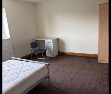 Room in a Shared House, Rathbone Close, B5 - Photo 5