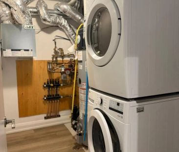 UNIT 0 - 270 BYRON AVENUE - Photo 6