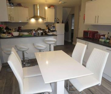 Kemp Road, Winton, BH9 - Photo 1