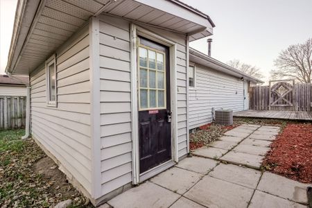 For Lease - 1153 Norman Crescent Unit# Bsmt, Oshawa, Ontario - Photo 5