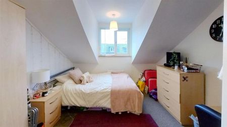 6 bedroom house to rent - Photo 3