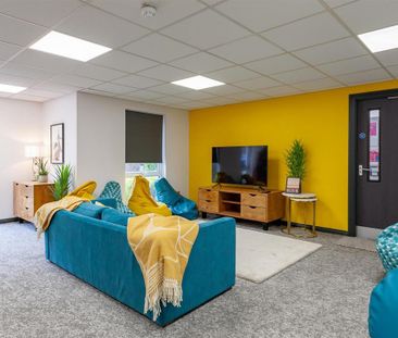 1 bedroom in a flat share to rent - Photo 4