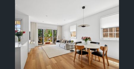 Renovated Art Deco Garden apartments located in this tightly held pocket of Mosman. - Photo 5