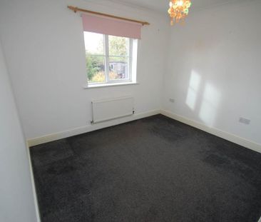 3 bedroom detached house to rent - Photo 5