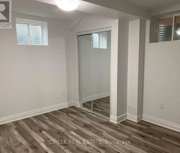 1368 CONNAUGHT TERRACE - Photo 1