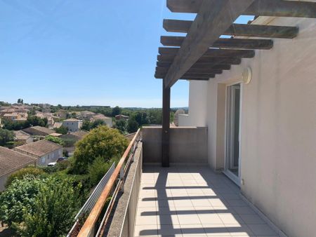 Location Appartement 4 pièces 77 m2 à Gigean - Photo 2