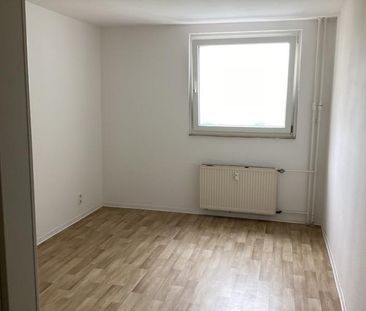 Weitblick: Helle 3 Zimmerwohnung mit Balkon - Foto 2