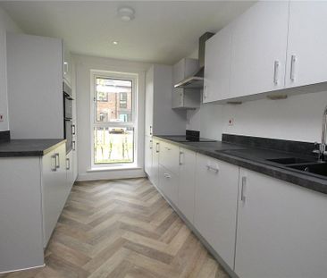 3 bedroom end of terrace house to rent - Photo 5