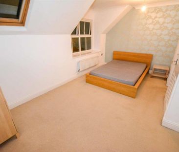 3 bedroom terraced house to rent - Photo 2