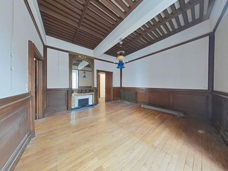 Location Appartement 3 pièces 156m² ROMANS SUR ISERE 26100 - Photo 2