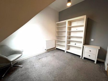 2 bedroom apartment to rent - Photo 2
