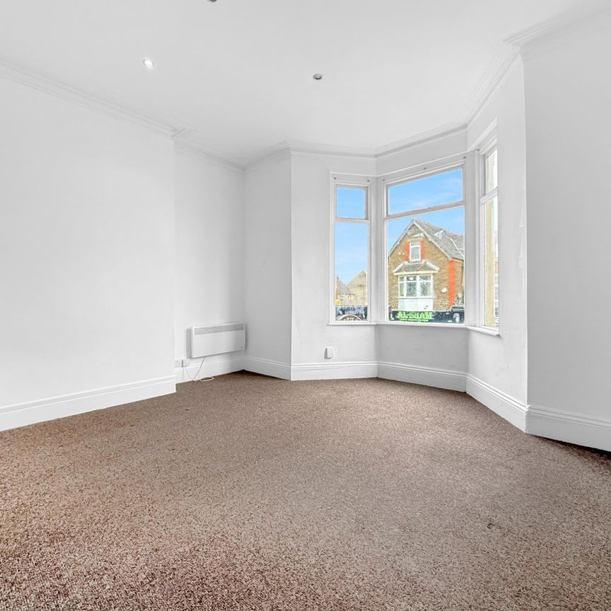 Flat 4, 183 City Road, Cardiff CF24 3JB - Photo 1