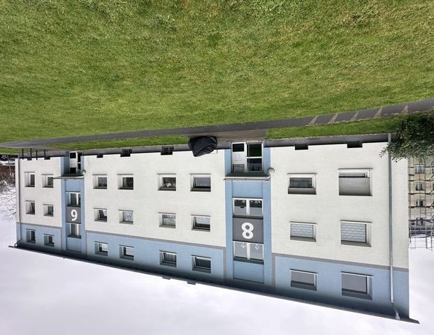 Gemütliche 2,5-Zi.-Wohnung mit Balkon! - Foto 1