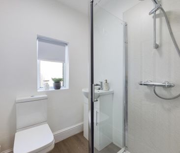 5 bedroom house to rent - Photo 1