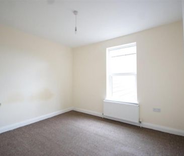 2 bedroom semi-detached house to rent - Photo 1