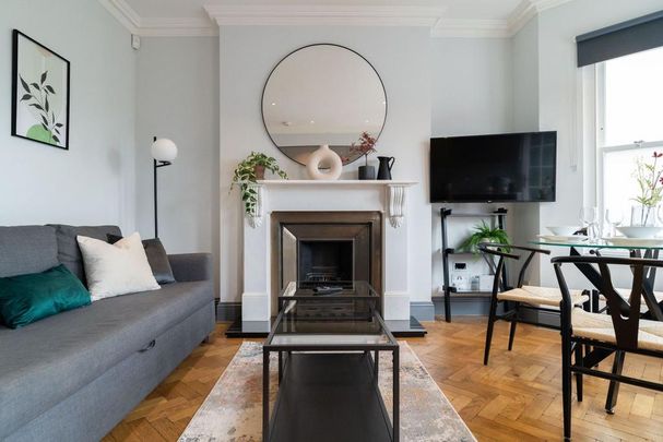 2 bedroom serviced apartment to rent - Photo 1