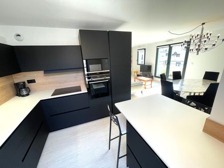 Location Appartement 4 pièces 94m² - Photo 5