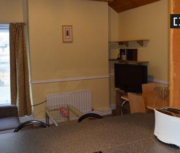 1-bedroom apartment for rent in Ballsbridge, Dublin - Photo 6