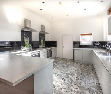8 bedroom house share to rent - Photo 2