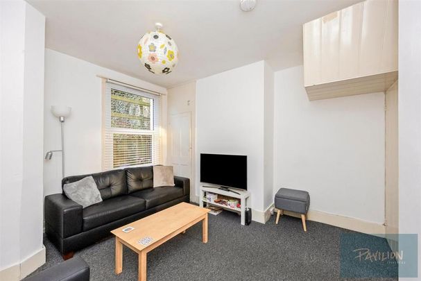 4 bedroom house share to rent - Photo 1