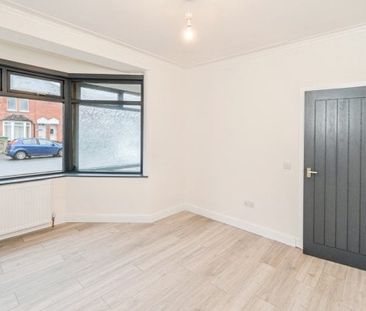 Langhorn Road, Southampton - Photo 1