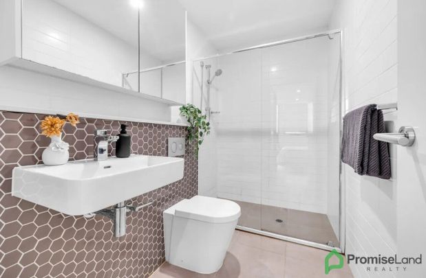 Carlingford - Photo 1