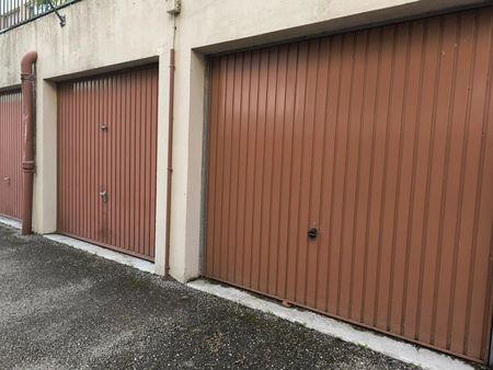 Appartement à louer 2 chambres à Thionville - Photo 3
