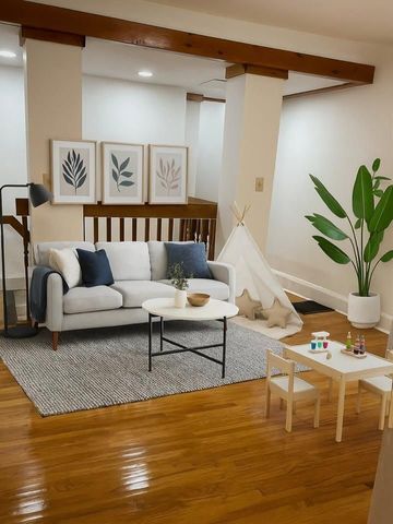 For Lease - 531 Woodbine Avenue Unit# Lower Unit, Toronto, Ontario - Photo 2