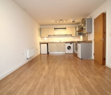 2 Bedroom Apartment - Photo 4