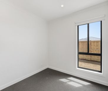 BRAND NEW MAMBOURIN HOME FOR RENT - Photo 5