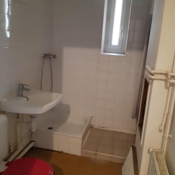 TYPE 1 4 RUE SIDONIE JACOLIN - Photo 1