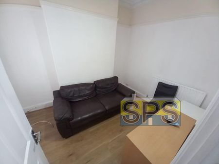 Leek Road, Stoke-on-Trent - Photo 3